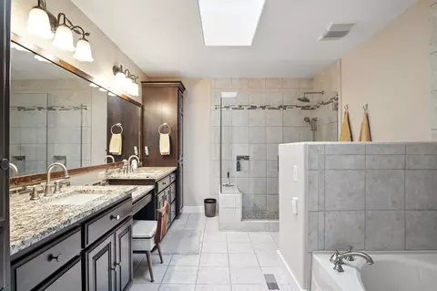 Bath - 7907 N Cedar Rd, Spokane, WA 99208 photo 1 of 4