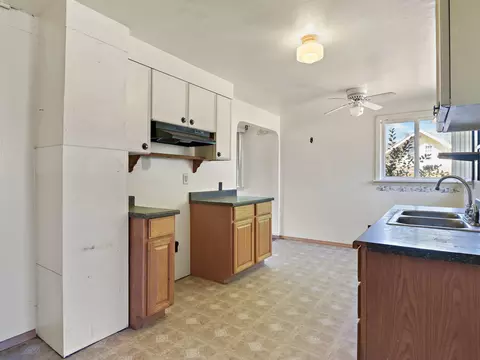 Kitchen - 2703 E 4th Ave, Spokane, WA 99202 photo 1 of 3