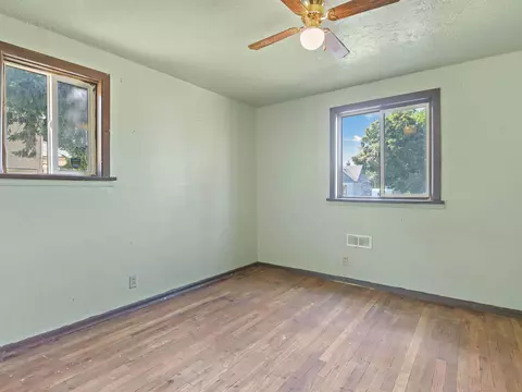 Bedroom - 2703 E 4th Ave, Spokane, WA 99202 photo 2 of 3