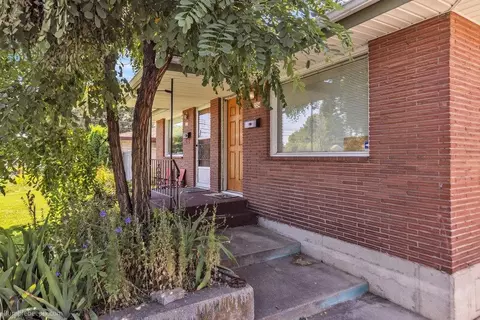 Exterior - 224-226 E Longfellow St, Spokane, WA 99207 photo 5 of 11