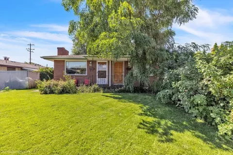 Exterior - 224-226 E Longfellow St, Spokane, WA 99207 photo 2 of 11