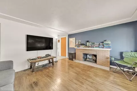 Living - 224-226 E Longfellow St, Spokane, WA 99207 photo 1 of 6