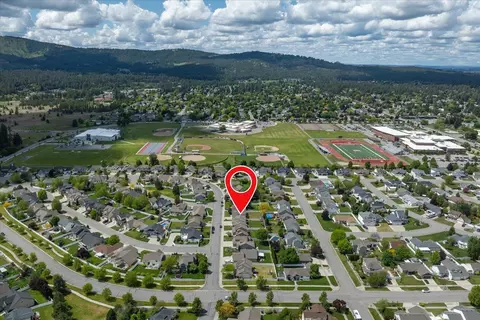 View/Area - 12827 E 37th Ln, Spokane Valley, WA 99206 photo 2 of 3