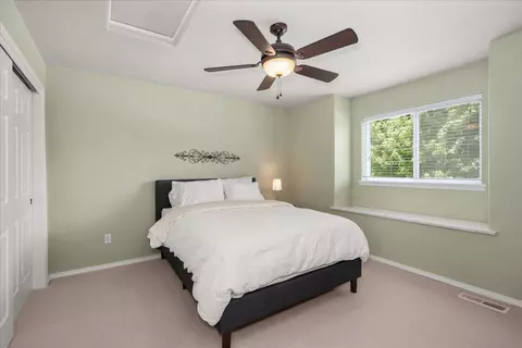 Bedroom - 12827 E 37th Ln, Spokane Valley, WA 99206 photo 3 of 5
