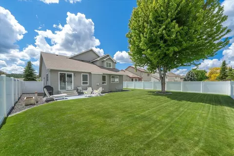 Exterior - 12827 E 37th Ln, Spokane Valley, WA 99206 photo 4 of 6