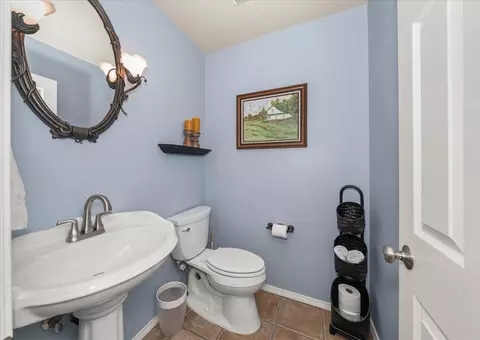 Bath - 12827 E 37th Ln, Spokane Valley, WA 99206 photo 3 of 5