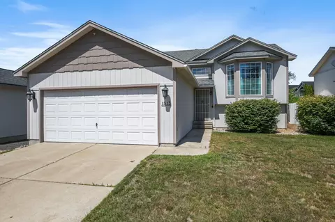 1513 E Calkins Ave, Spokane, WA 99217