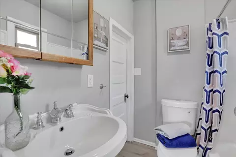 Bath - 1111 E Gordon Ave, Spokane, WA 99207 photo 1 of 1