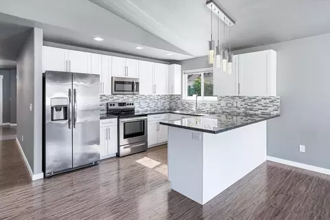 Kitchen - 1917 E 6th Ave, Spokane, WA 99202 photo 1 of 3