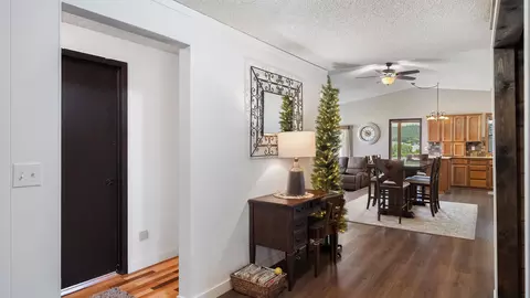 Entry Way - 8001 E Woolard Rd, Colbert, WA 99005 photo 1 of 3