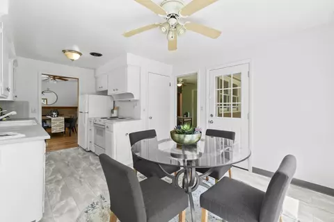 Dining - 11510 E Main Ave, Spokane Valley, WA 99206 photo 5 of 5