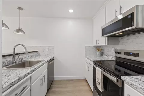 Kitchen - 6008 E 6th Ave #U-2, Spokane Valley, WA 99212 photo 1 of 3