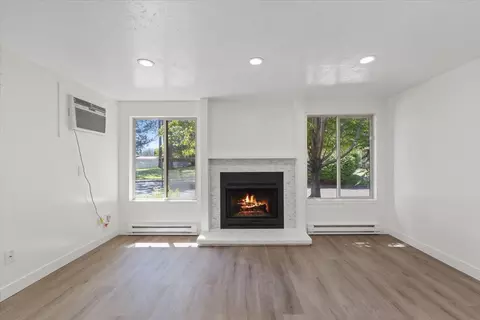 Living - 6008 E 6th Ave #U-2, Spokane Valley, WA 99212 photo 2 of 4