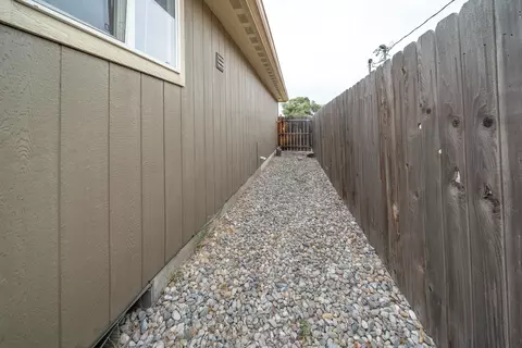 2206 E Desmet Ave, Spokane, WA 99202 photo 39