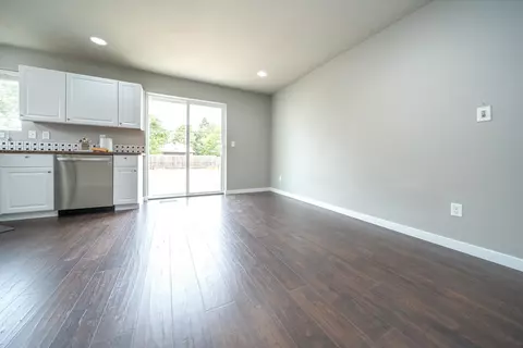 2206 E Desmet Ave, Spokane, WA 99202 photo 11