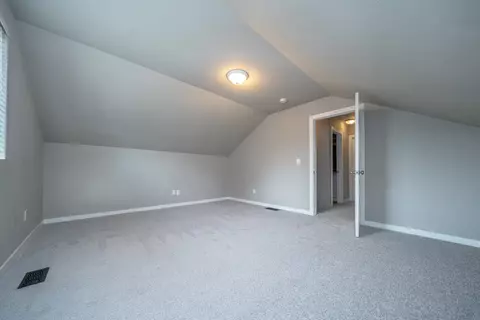 2206 E Desmet Ave, Spokane, WA 99202 photo 33