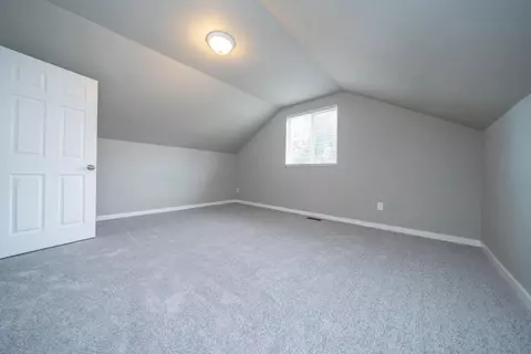 2206 E Desmet Ave, Spokane, WA 99202 photo 32