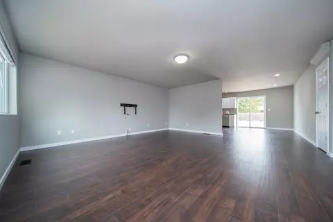2206 E Desmet Ave, Spokane, WA 99202 photo 7