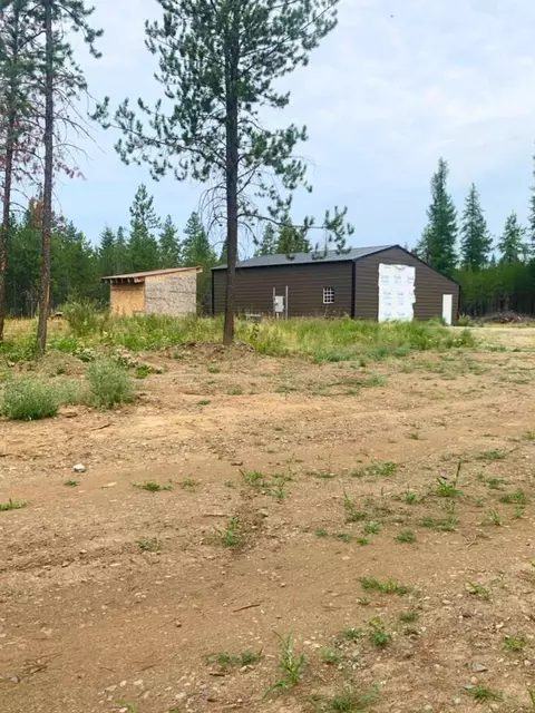 101 Rumsey Dr, Newport, WA 99156