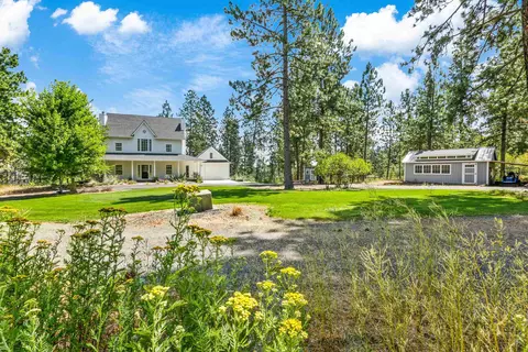 10803 S Freya Rd, Spokane, WA 99223