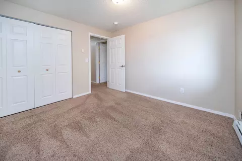 Bedroom - 204 E Weile Ave UNIT 3, Spokane, WA 99208 photo 3 of 3