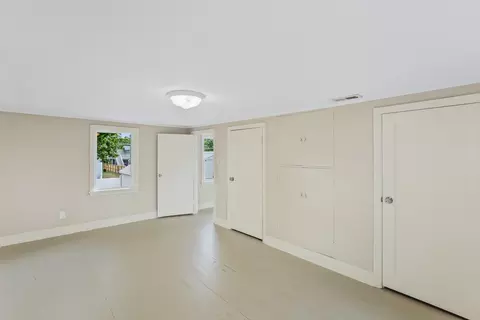 Bedroom - 3627 E 29th Ave, Spokane, WA 99223 photo 4 of 4