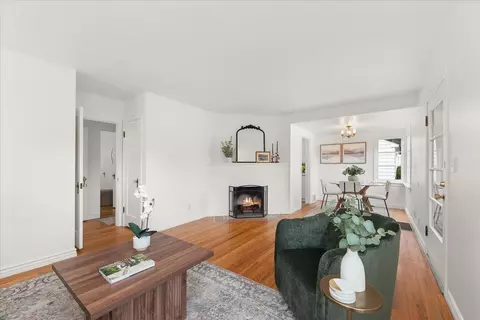 Living - 7 E 34th Ave, Spokane, WA 99203 photo 3 of 4