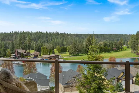 813 E Wandermere Estates Ln, Spokane, WA 99208 photo 2