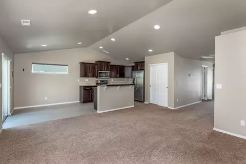 7301 E 13th Ct, Spokane, WA 99212 photo 4