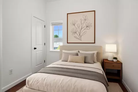 Bedroom - 2002 E Boone Ave, Spokane, WA 99202 photo 1 of 5