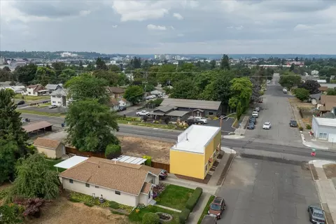 View/Area - 2002 E Boone Ave, Spokane, WA 99202 photo 3 of 4