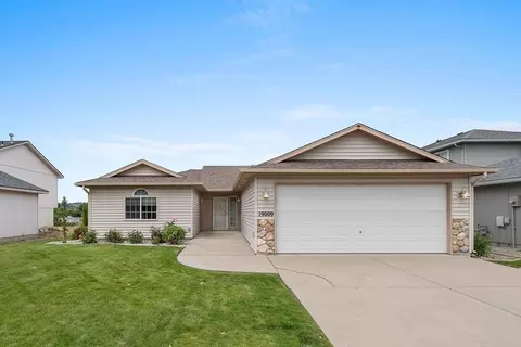 19009 E Riverwalk Ln, Greenacres, WA 99016