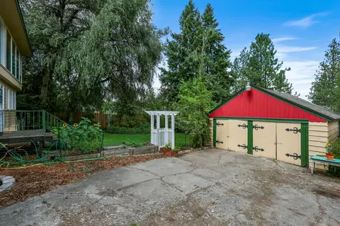 Exterior - 3123 E 11th Ave, Spokane, WA 99202 photo 13 of 14