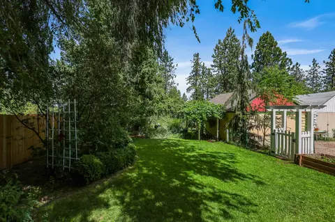 Exterior - 3123 E 11th Ave, Spokane, WA 99202 photo 6 of 14