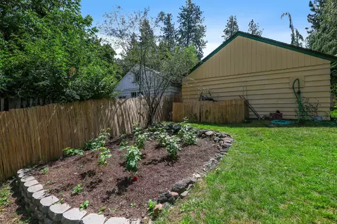 Exterior - 3123 E 11th Ave, Spokane, WA 99202 photo 9 of 14