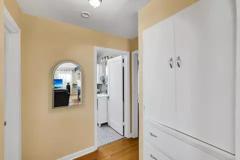 Entry Way - 3123 E 11th Ave, Spokane, WA 99202 photo 1 of 2