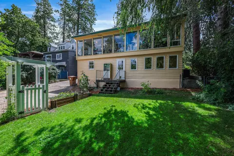 Exterior - 3123 E 11th Ave, Spokane, WA 99202 photo 12 of 14