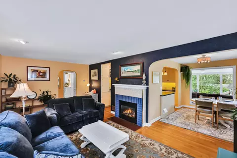 Living - 3123 E 11th Ave, Spokane, WA 99202 photo 2 of 2