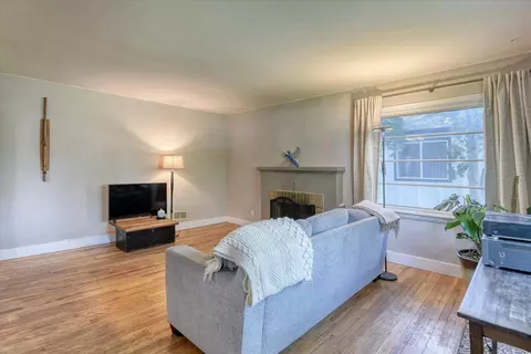 Living - 1026 E 39th Ave, Spokane, WA 99203 photo 1 of 7