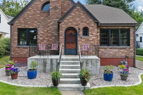 848 E 28th Ave, Spokane, WA 99203 photo 4