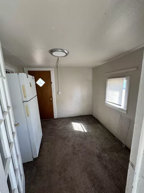 Kitchen - 313 Euclid Ave, Spokane, WA 99207 photo 3 of 3