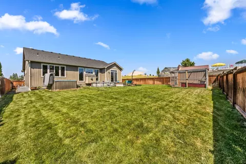 Exterior - 524 E Parker Dr, Colbert, WA 99005 photo 4 of 6