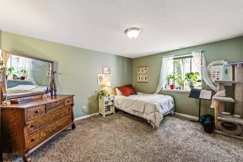 Bedroom - 524 E Parker Dr, Colbert, WA 99005 photo 5 of 7