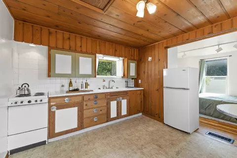 730 E Walton Ave, Spokane, WA 99207 photo 9