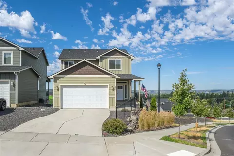 8451 N James Ct, Spokane, WA 99208