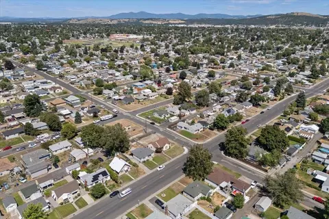 View/Area - 1127 Empire Ave, Spokane, WA 99207 photo 7 of 8