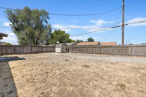 Exterior - 1127 Empire Ave, Spokane, WA 99207 photo 4 of 4