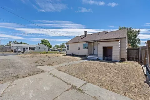Exterior - 1127 Empire Ave, Spokane, WA 99207 photo 2 of 4