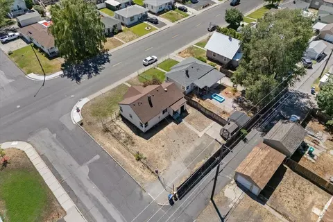 View/Area - 1127 Empire Ave, Spokane, WA 99207 photo 2 of 8
