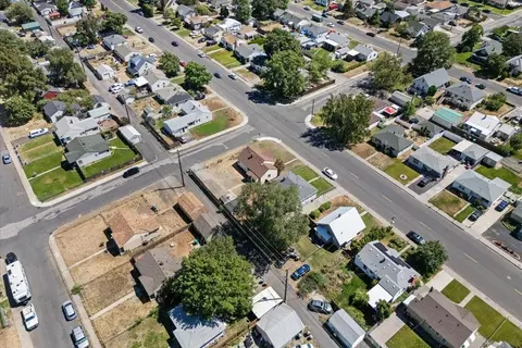 View/Area - 1127 Empire Ave, Spokane, WA 99207 photo 4 of 8